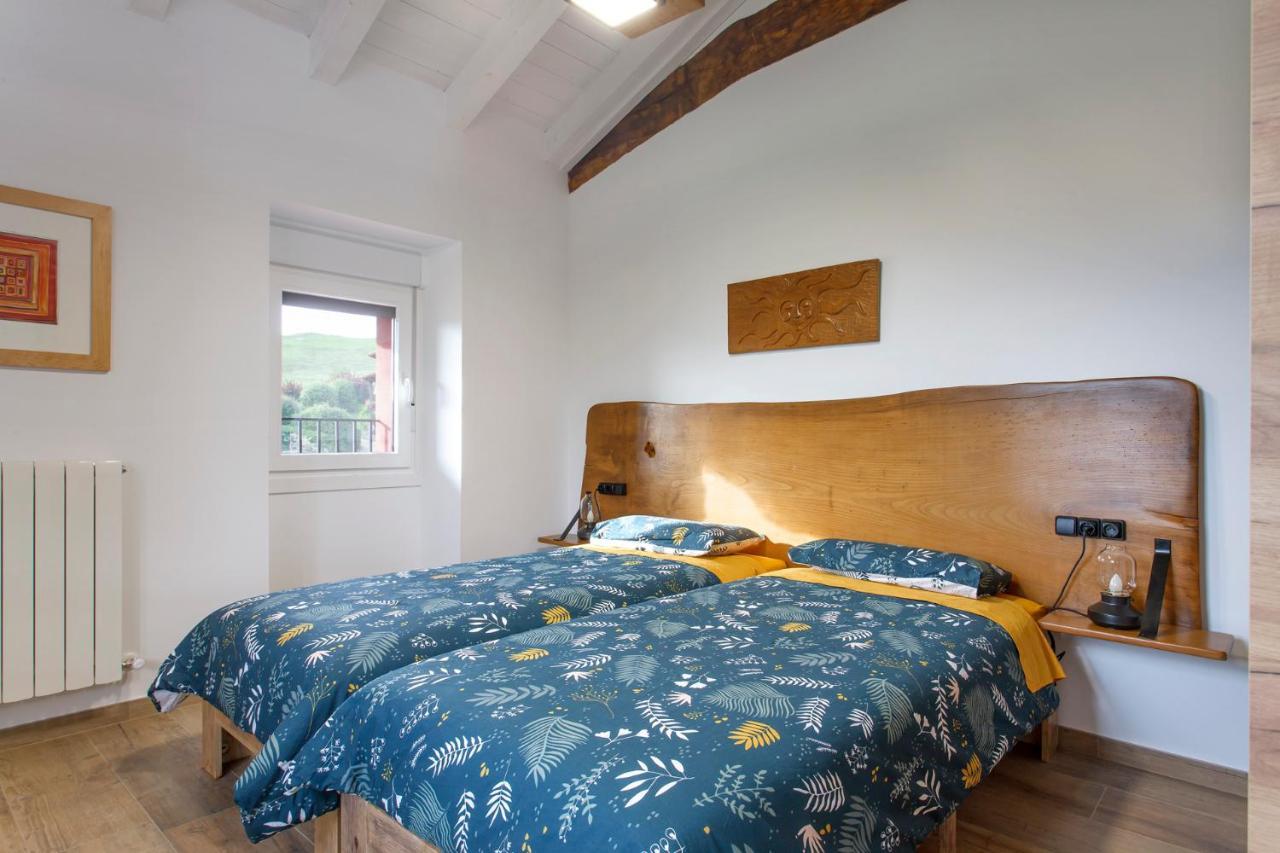 Apartamentos Turisticos Rurales Iturburuarena Alkotz Exterior photo
